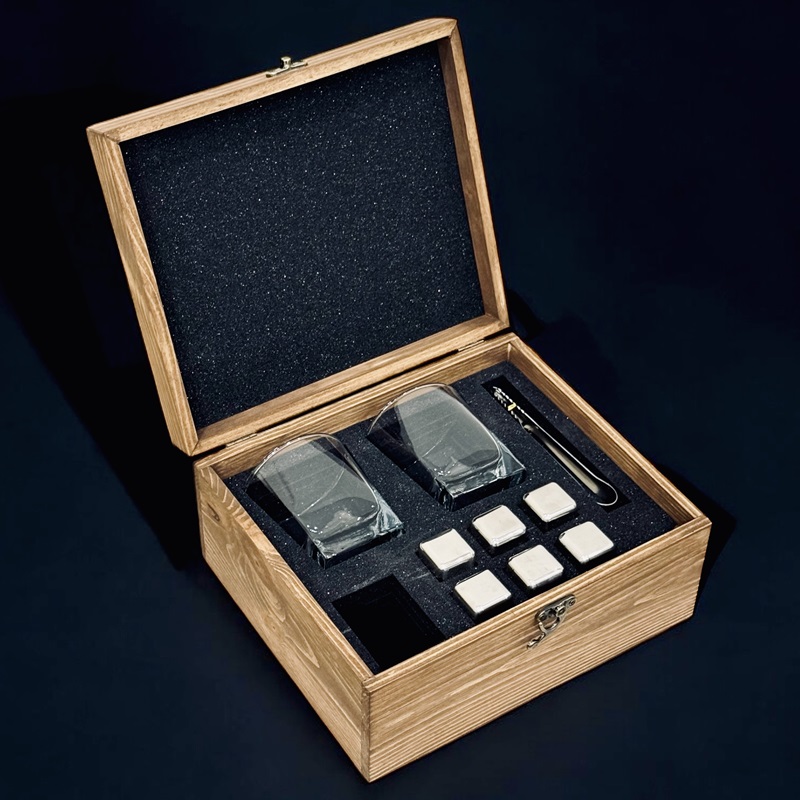 img-Վիսկիի հավաքածու սառեցնող խորանարդներով