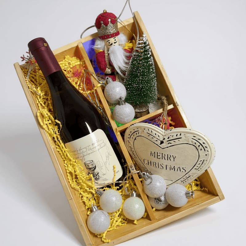 img-Գինի ու Հեքիաթ - Christmas Box
