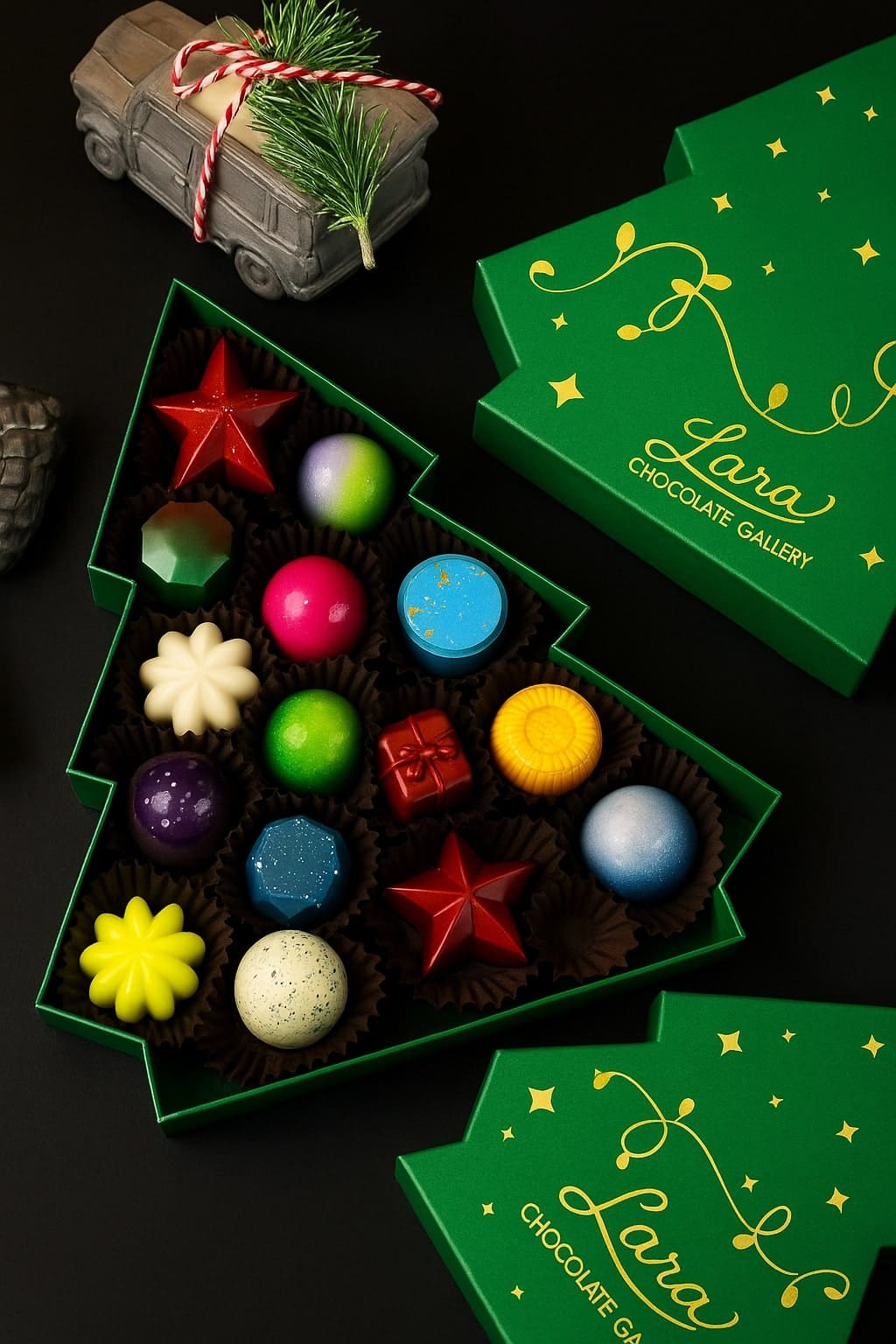 Chocolates in Christmas tree box - green